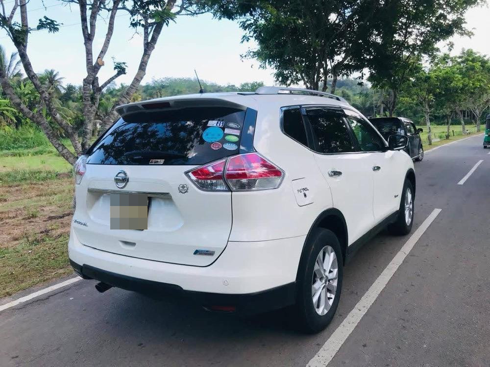 Nissan X Trail 2016 - Used SUV sale in Sri Lanka - patpat.lk