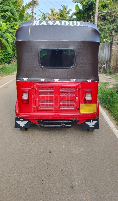Bajaj Three Wheel 2013 - භාවිතා කරන ලද ත්‍රිරෝද රථය sale in Sri Lanka - patpat.lk