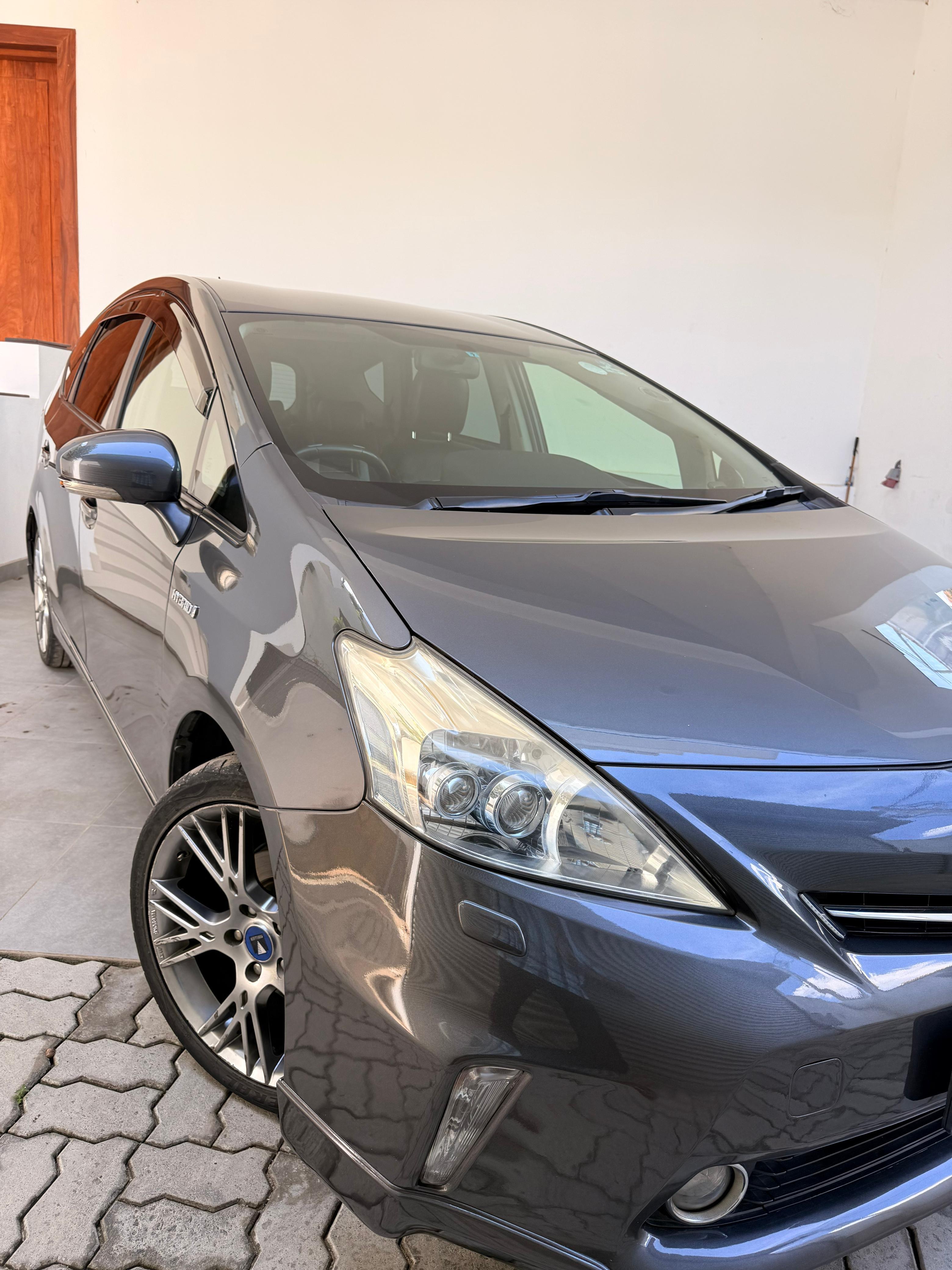 Toyota Prius 2013 - Used Car sale in Sri Lanka - patpat.lk