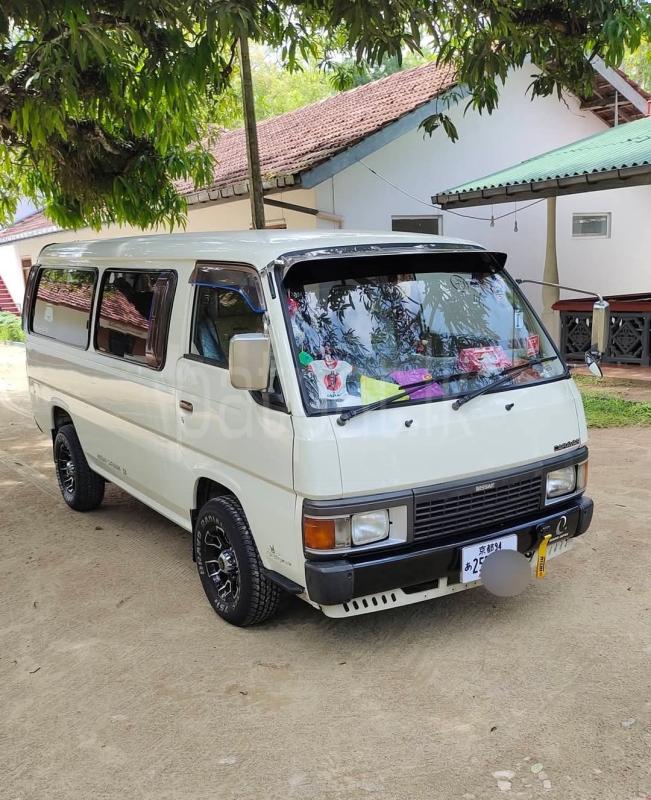 Nissan Caravan 1995 - பயன்படுத்தப்பட்டது வேன் sale in Sri Lanka - patpat.lk