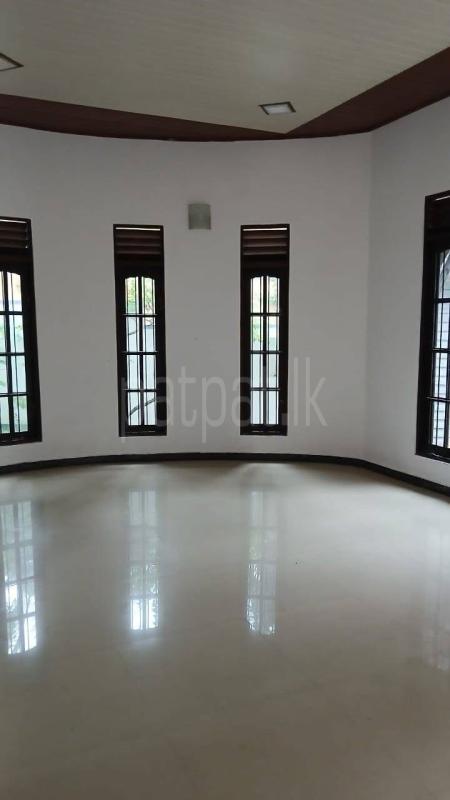 House for Sale in Ganemulla ads-image-1