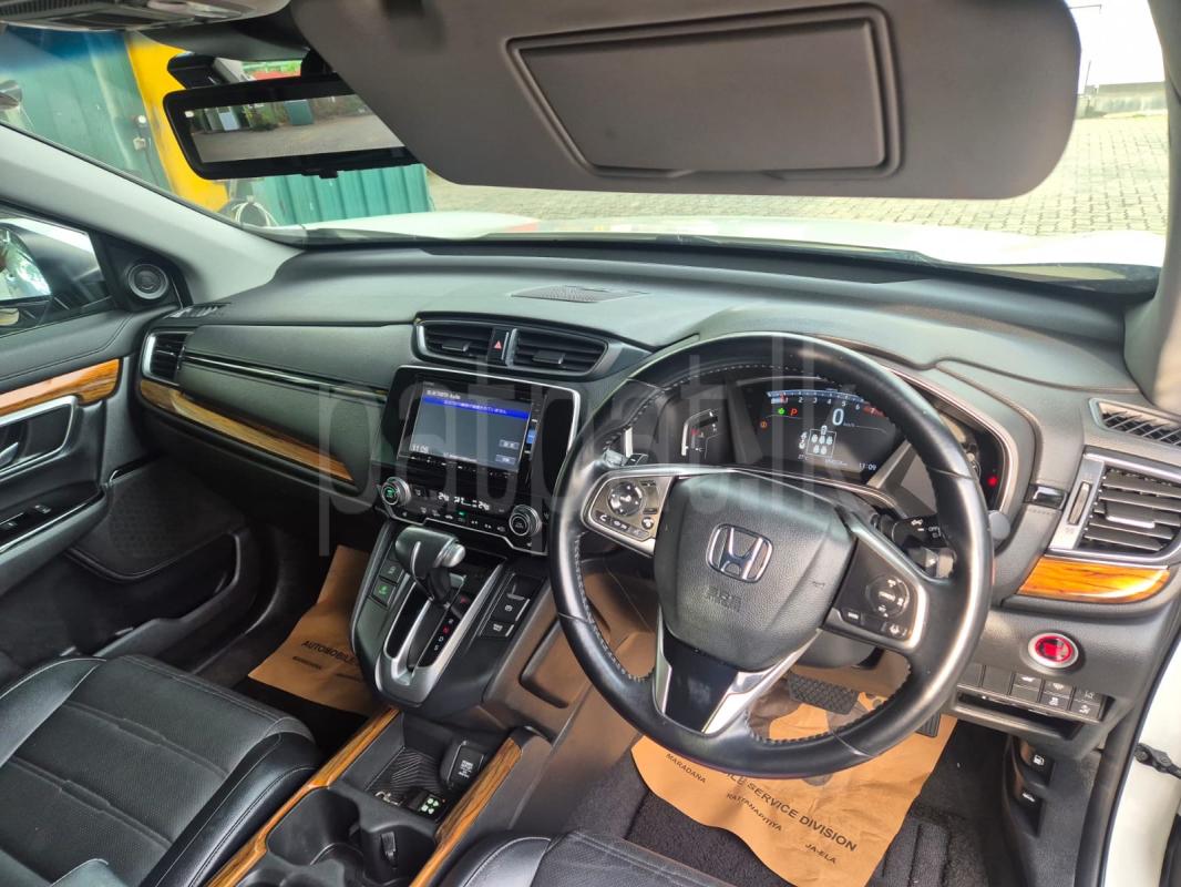 Honda CRV 2018 - பயன்படுத்தப்பட்டது SUV sale in Sri Lanka - patpat.lk