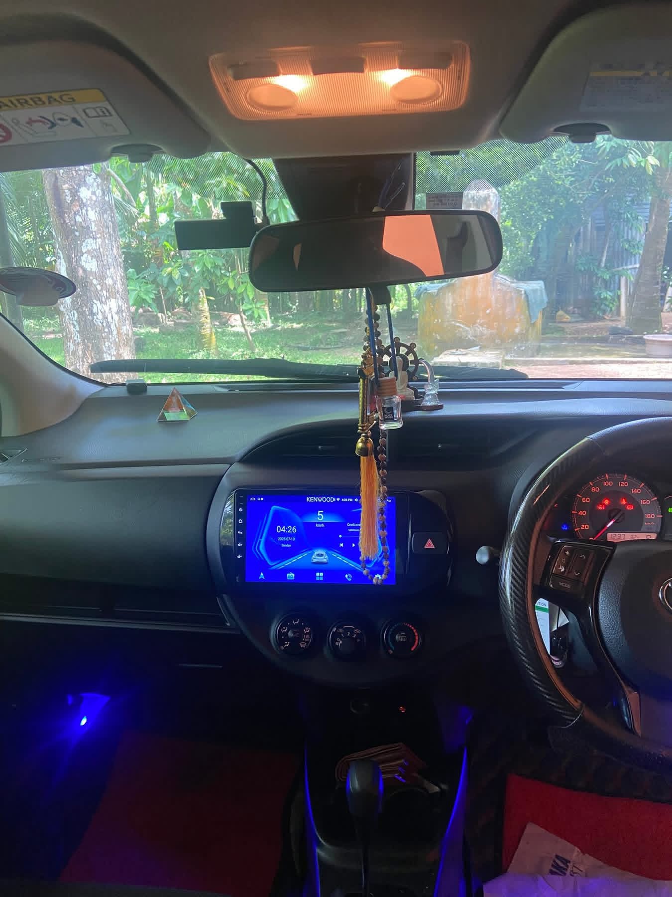Toyota Vitz 2017 - Used Car sale in Sri Lanka - patpat.lk