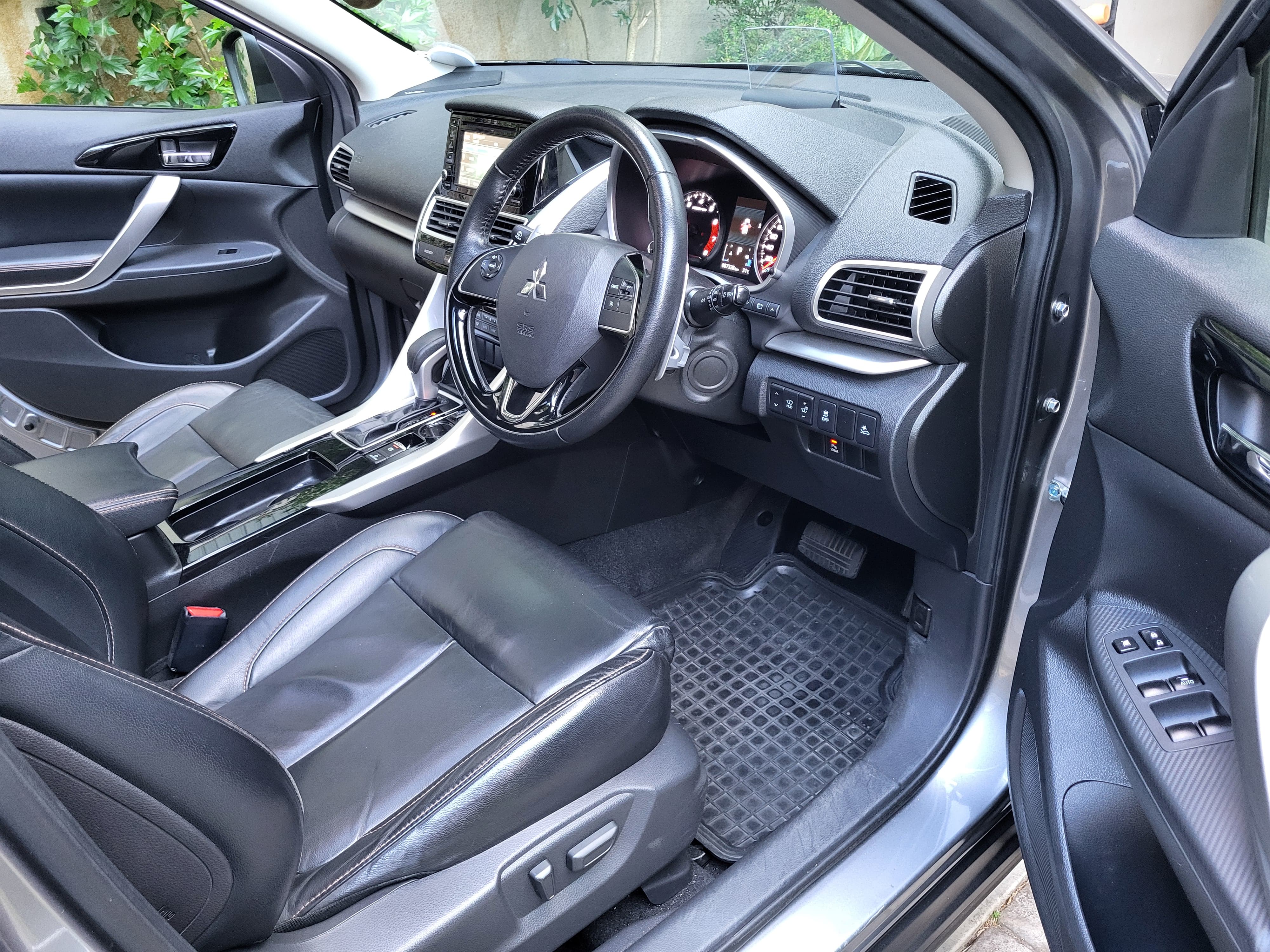 Mitsubishi Eclipse 2018 - Used SUV sale in Sri Lanka - patpat.lk