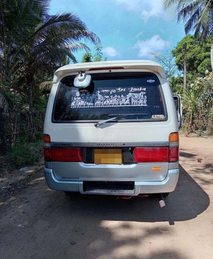 Toyota LH113 1995 - Used Van sale in Sri Lanka - patpat.lk