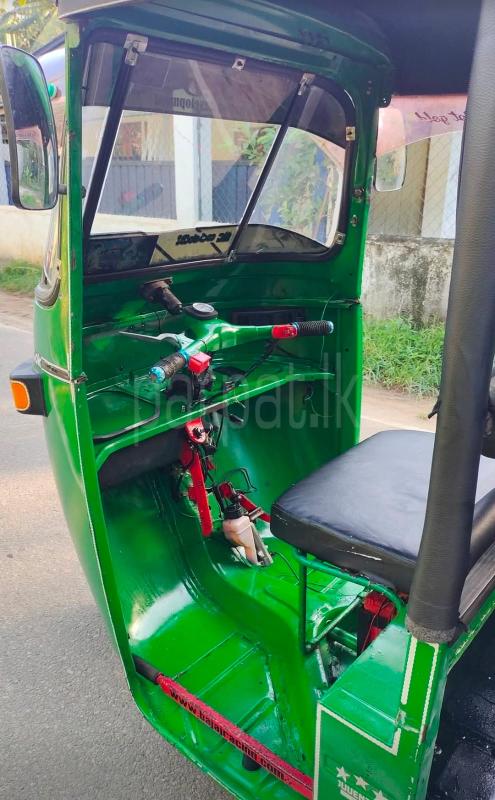 Bajaj Three Wheel 2003 - பயன்படுத்தப்பட்டது முச்சக்கர வண்டி sale in Sri Lanka - patpat.lk