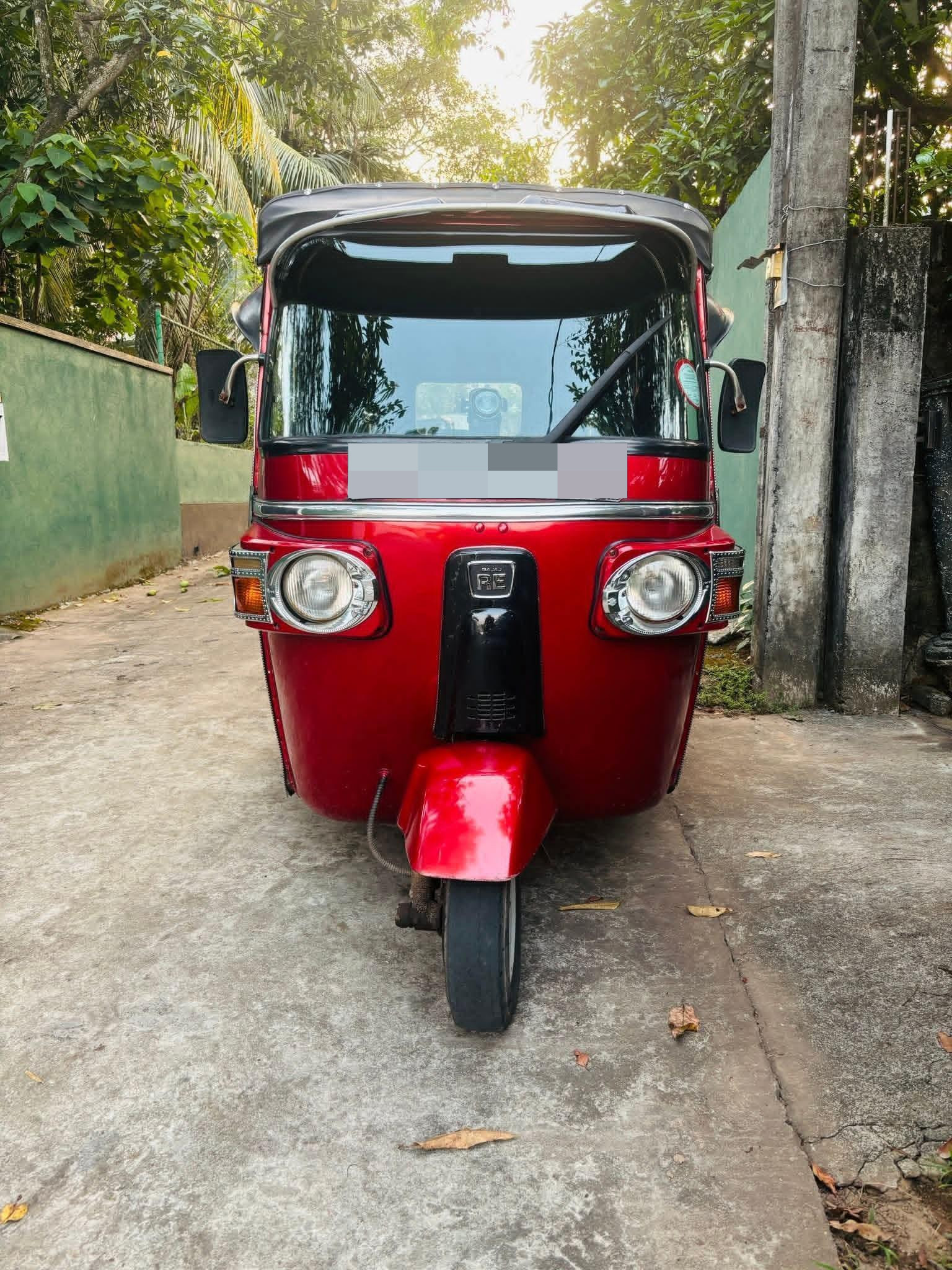 Bajaj Three Wheel 2013 - பயன்படுத்தப்பட்டது முச்சக்கர வண்டி sale in Sri Lanka - patpat.lk