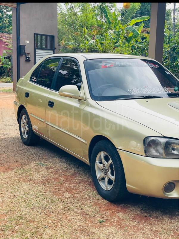 Hyundai Accent 2001 - பயன்படுத்தப்பட்டது கார் sale in Sri Lanka - patpat.lk