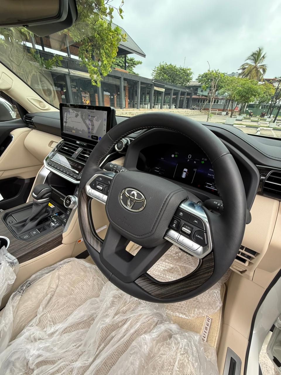 Advertisement image 3