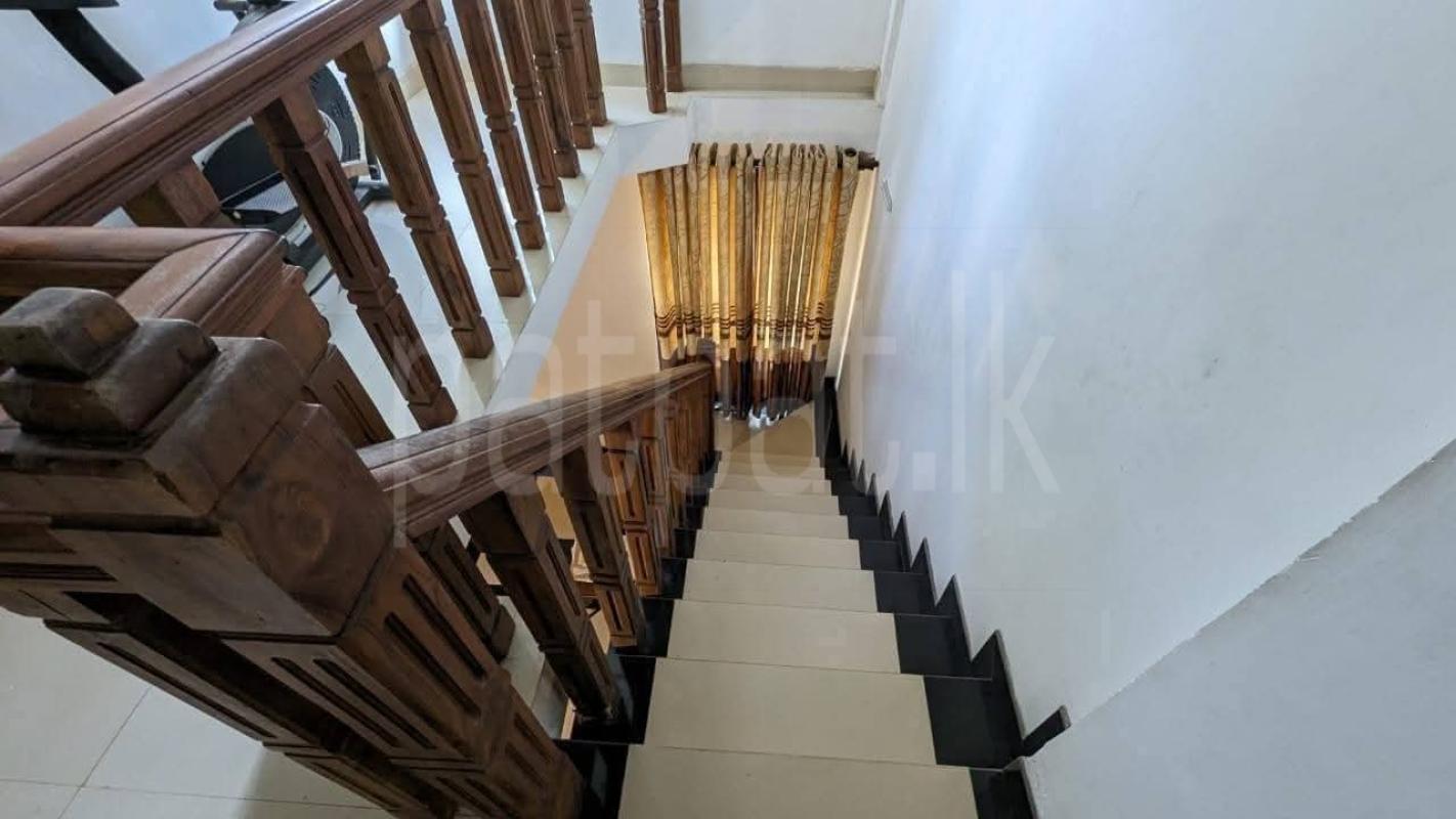 House for Sale in Veyangoda