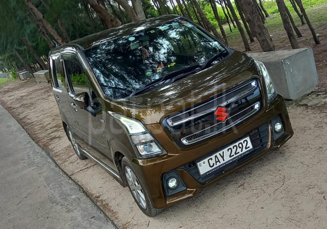 Suzuki Wagon R 2017 - பயன்படுத்தப்பட்டது கார் sale in Sri Lanka - patpat.lk