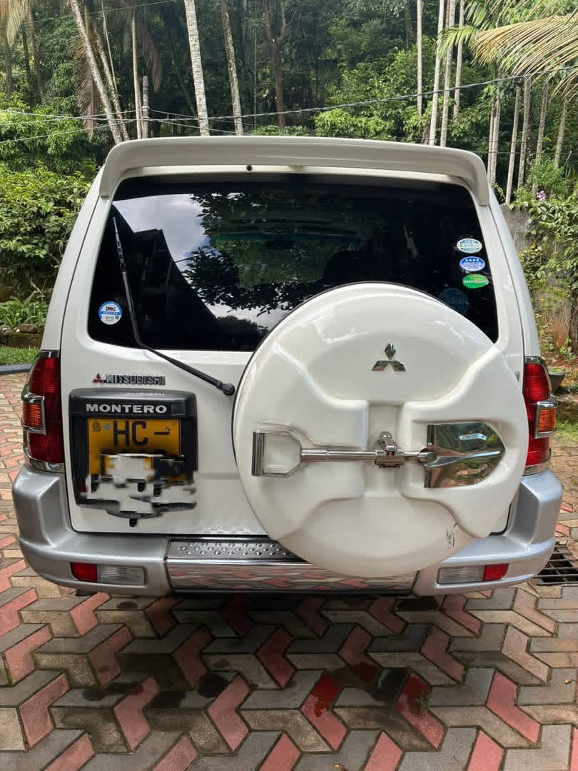 Mitsubishi Montero 2000 - பயன்படுத்தப்பட்டது SUV sale in Sri Lanka - patpat.lk