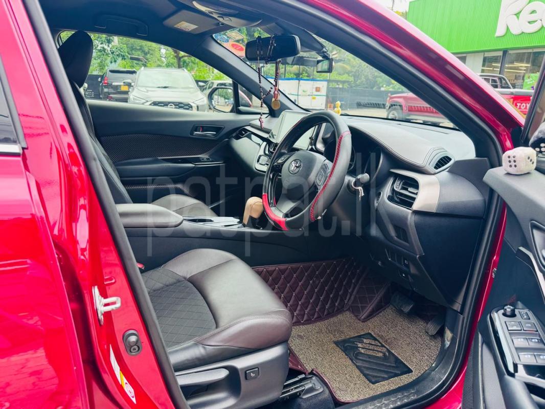 Toyota CHR 2018 - பயன்படுத்தப்பட்டது SUV sale in Sri Lanka - patpat.lk