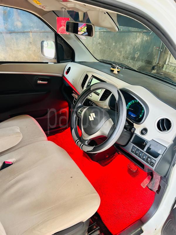 Suzuki Wagon R 2014 - භාවිතා කරන ලද කාර් sale in Sri Lanka - patpat.lk