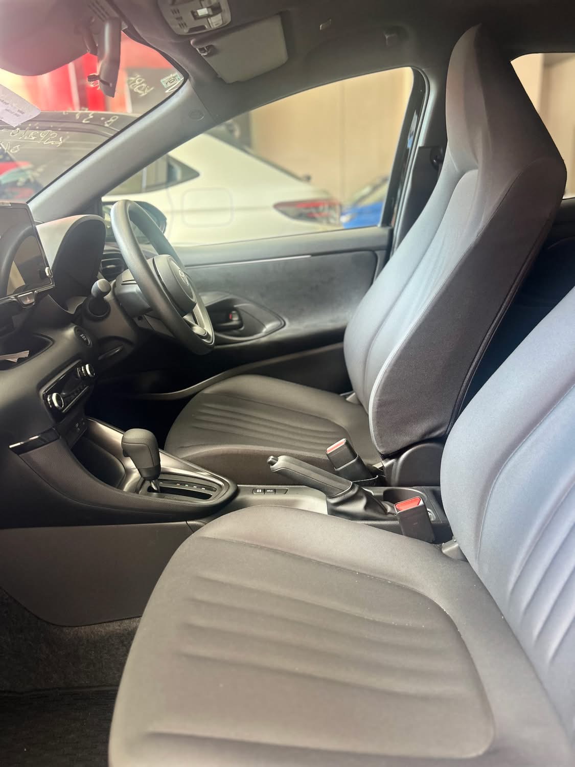 Toyota Yaris 2025 - අලුත් කාර් sale in Sri Lanka - patpat.lk