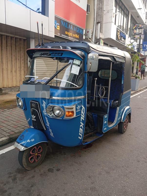 Bajaj Three Wheel 2011 - பயன்படுத்தப்பட்டது முச்சக்கர வண்டி sale in Sri Lanka - patpat.lk