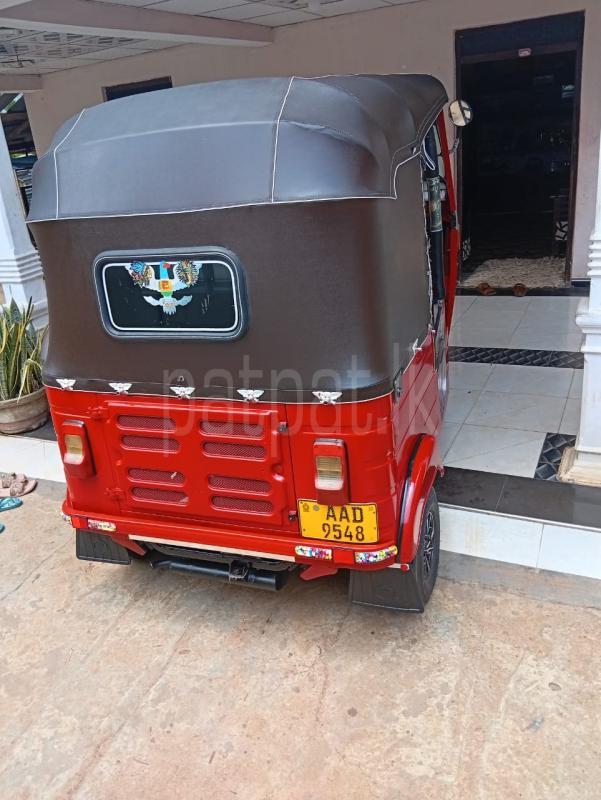 Bajaj Three Wheel 2013 - பயன்படுத்தப்பட்டது முச்சக்கர வண்டி sale in Sri Lanka - patpat.lk
