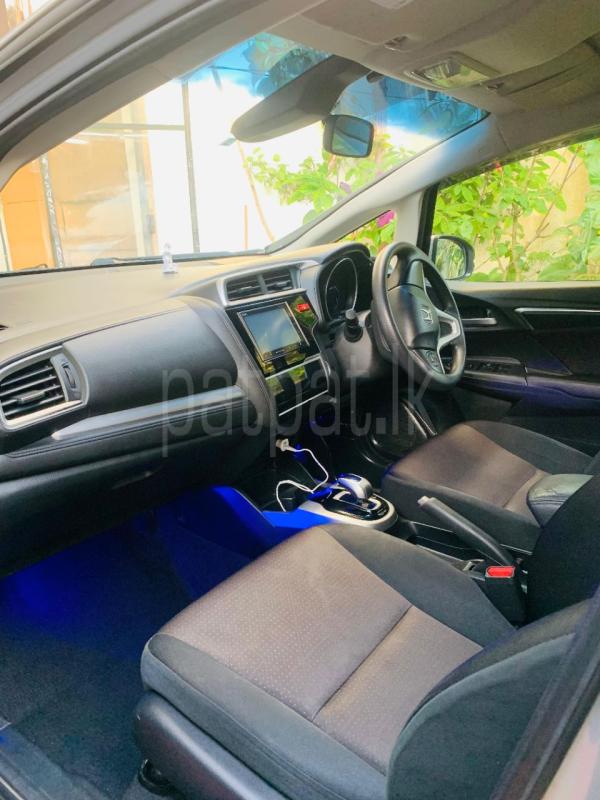 Advertisement image 6