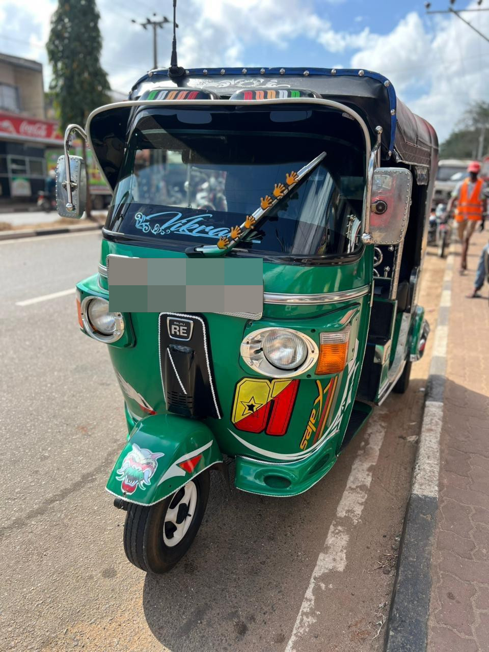 Bajaj Three Wheel 2011 - Used Three wheeler sale in Sri Lanka - patpat.lk