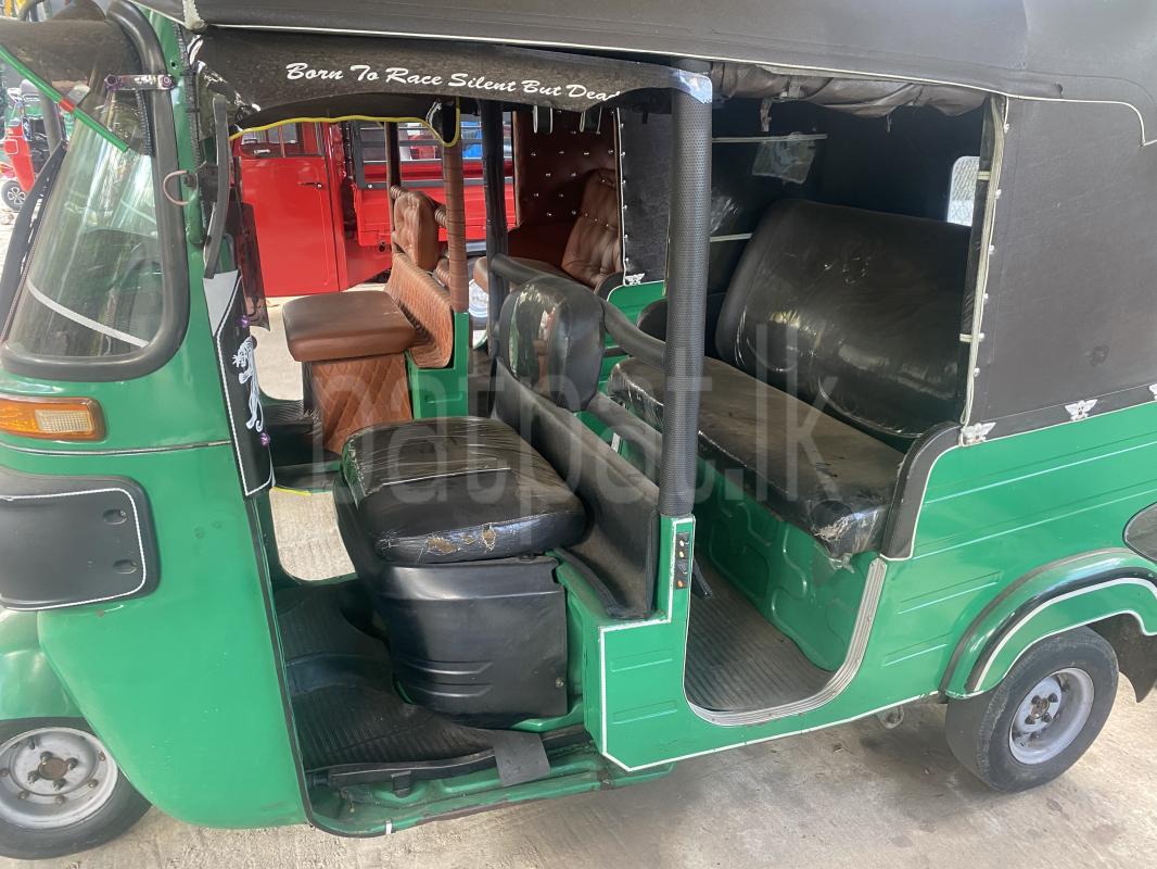 Bajaj Three Wheel 2015 - Used Three wheeler sale in Sri Lanka - patpat.lk