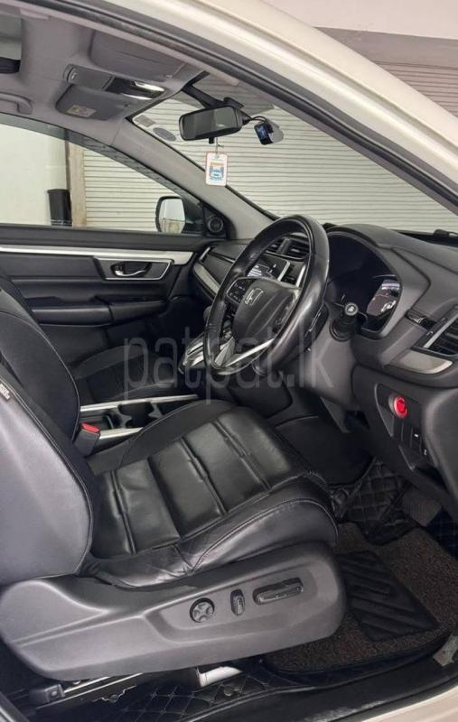 Honda CRV 2019 - பயன்படுத்தப்பட்டது SUV sale in Sri Lanka - patpat.lk