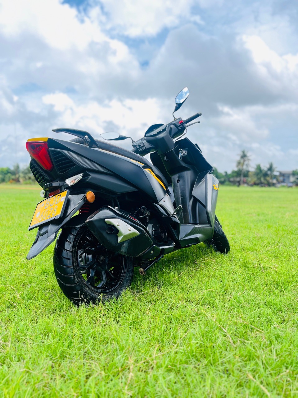 TVS Ntorq 2023 - பயன்படுத்தப்பட்டது பைக் sale in Sri Lanka - patpat.lk