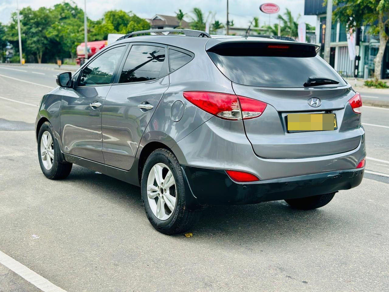 Hyundai Tucson 2011 - භාවිතා කරන ලද SUV රථය sale in Sri Lanka - patpat.lk
