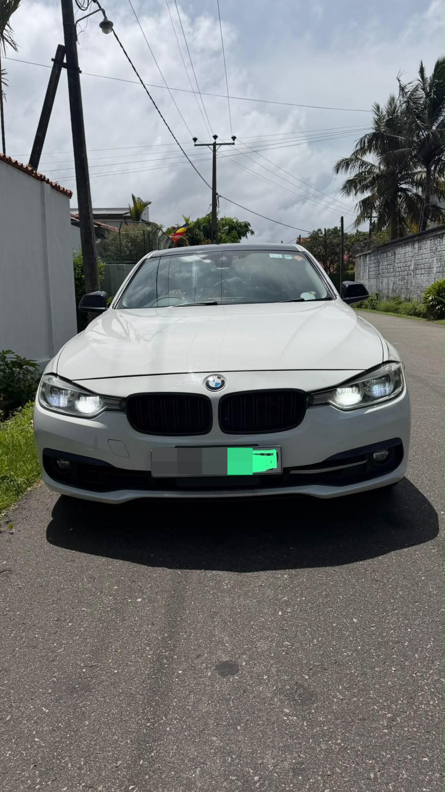 BMW 318i 2018 - பயன்படுத்தப்பட்டது கார் sale in Sri Lanka - patpat.lk