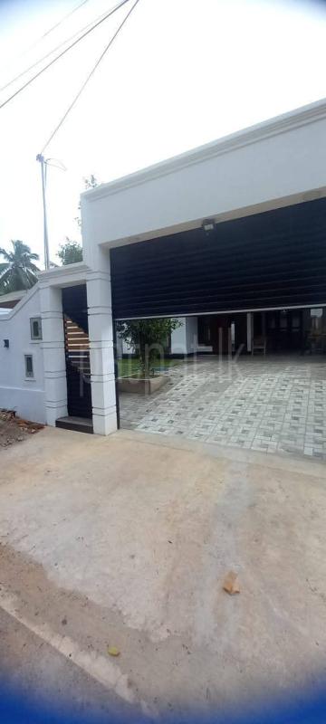 House for Sale in Athurugiriya ads-image-1