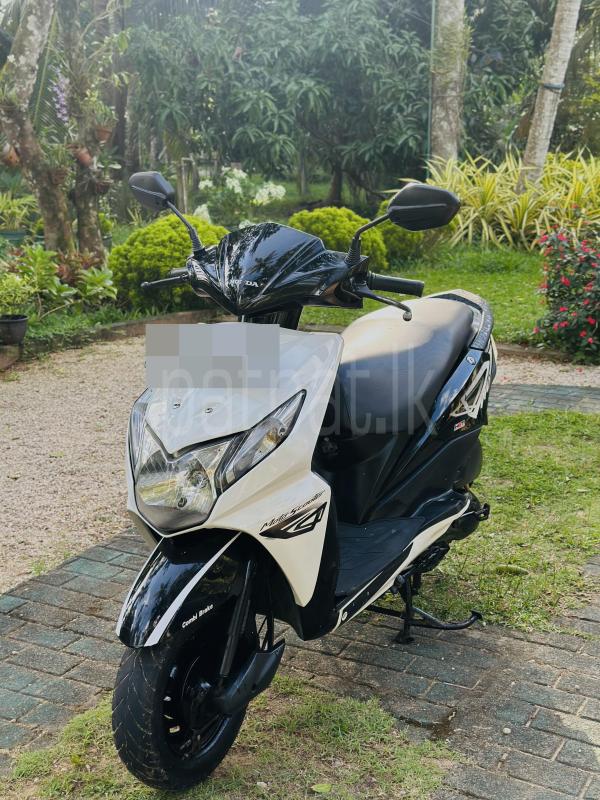 Honda Dio 2016 - பயன்படுத்தப்பட்டது பைக் sale in Sri Lanka - patpat.lk