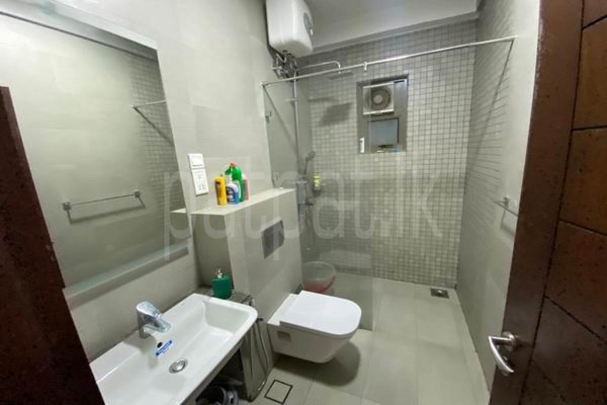 Luxury Apartment for Sale in Kollupitiya (Colombo 03)