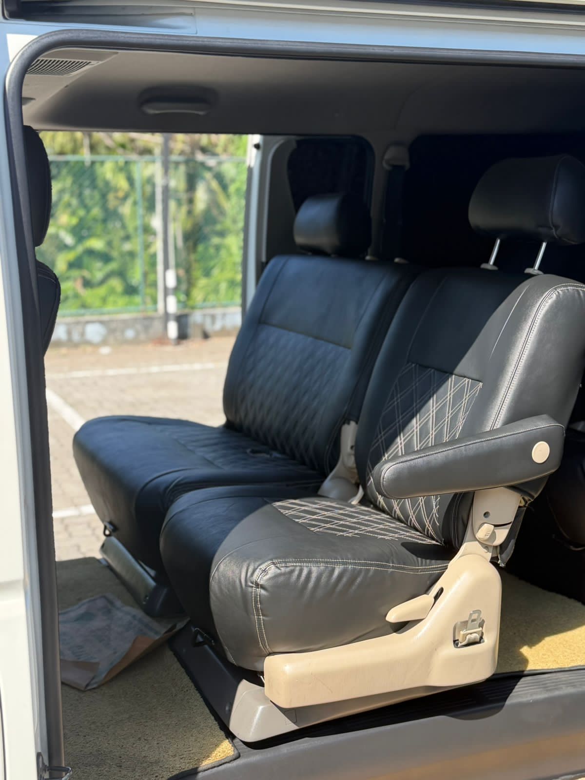Toyota Super GL 2016 - Used Van sale in Sri Lanka - patpat.lk