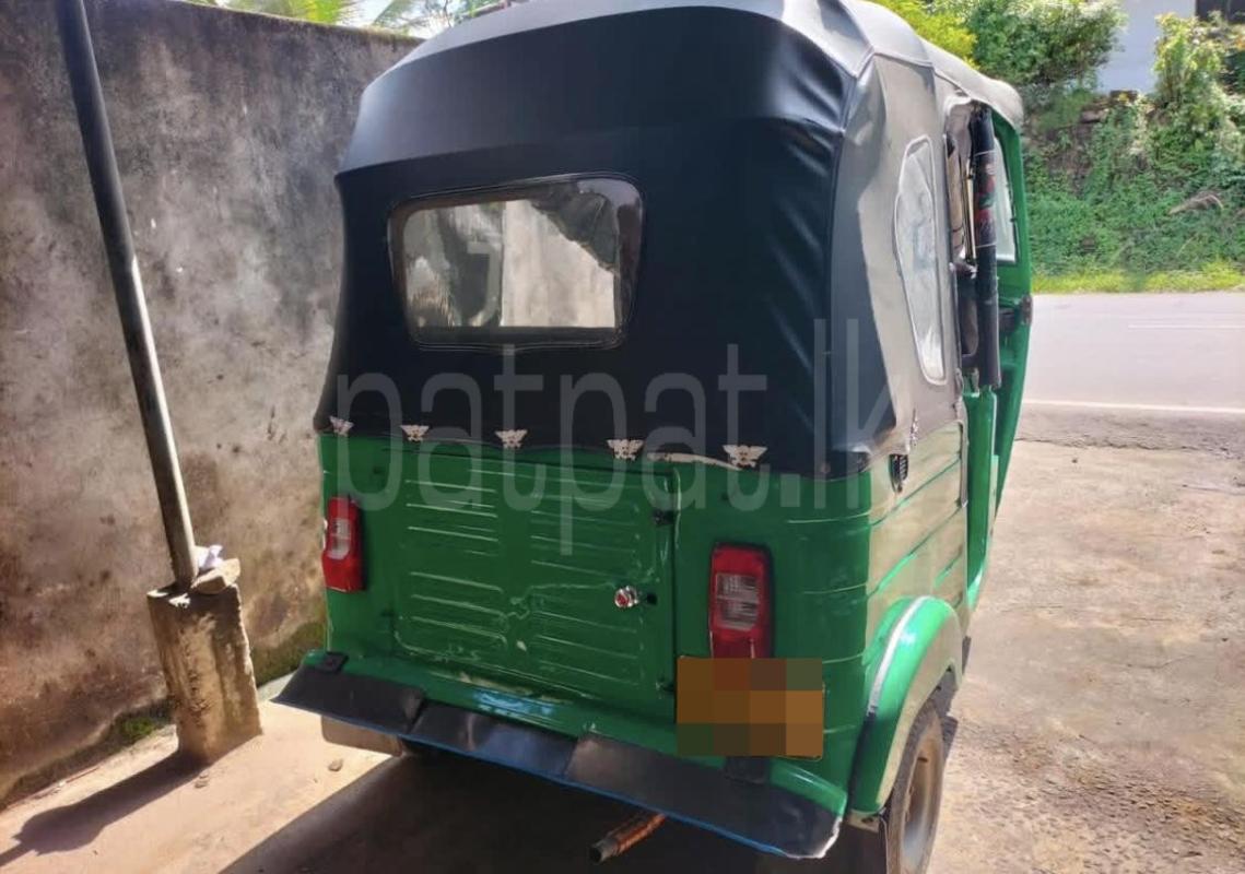 Bajaj Three Wheel 2004 - Used Three wheeler sale in Sri Lanka - patpat.lk