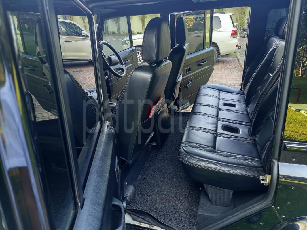 Land Rover Defender 1979 - பயன்படுத்தப்பட்டது SUV sale in Sri Lanka - patpat.lk