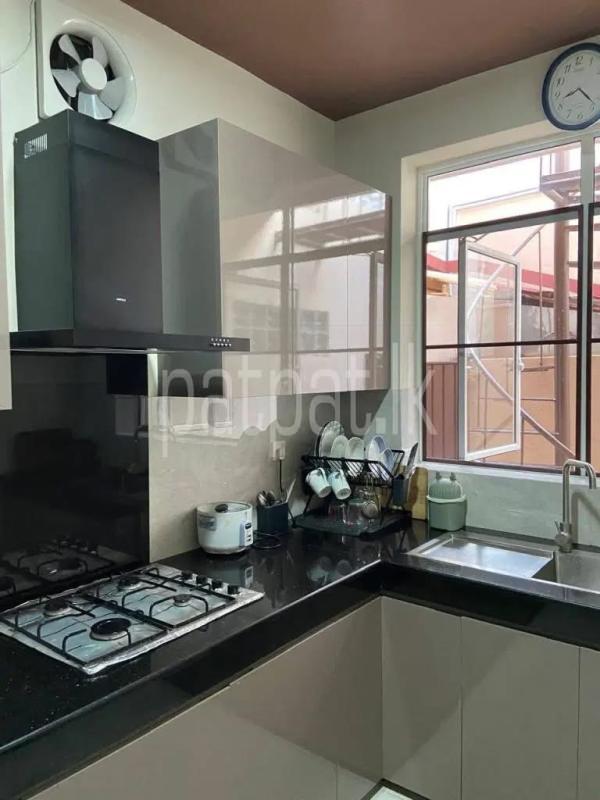 House for Sale in Wellawatta (Colombo 06)