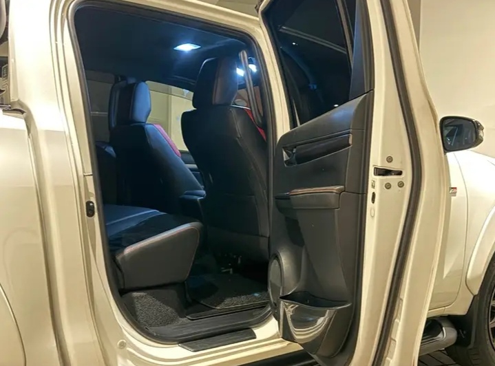 Toyota Hilux 2022 - Used Pick-up  sale in Sri Lanka - patpat.lk