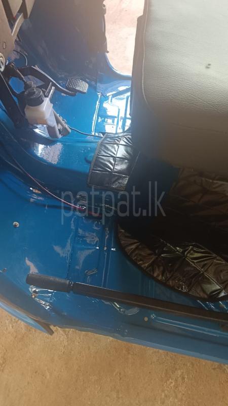 Bajaj Three Wheel 2009 - භාවිතා කරන ලද ත්‍රිරෝද රථය sale in Sri Lanka - patpat.lk