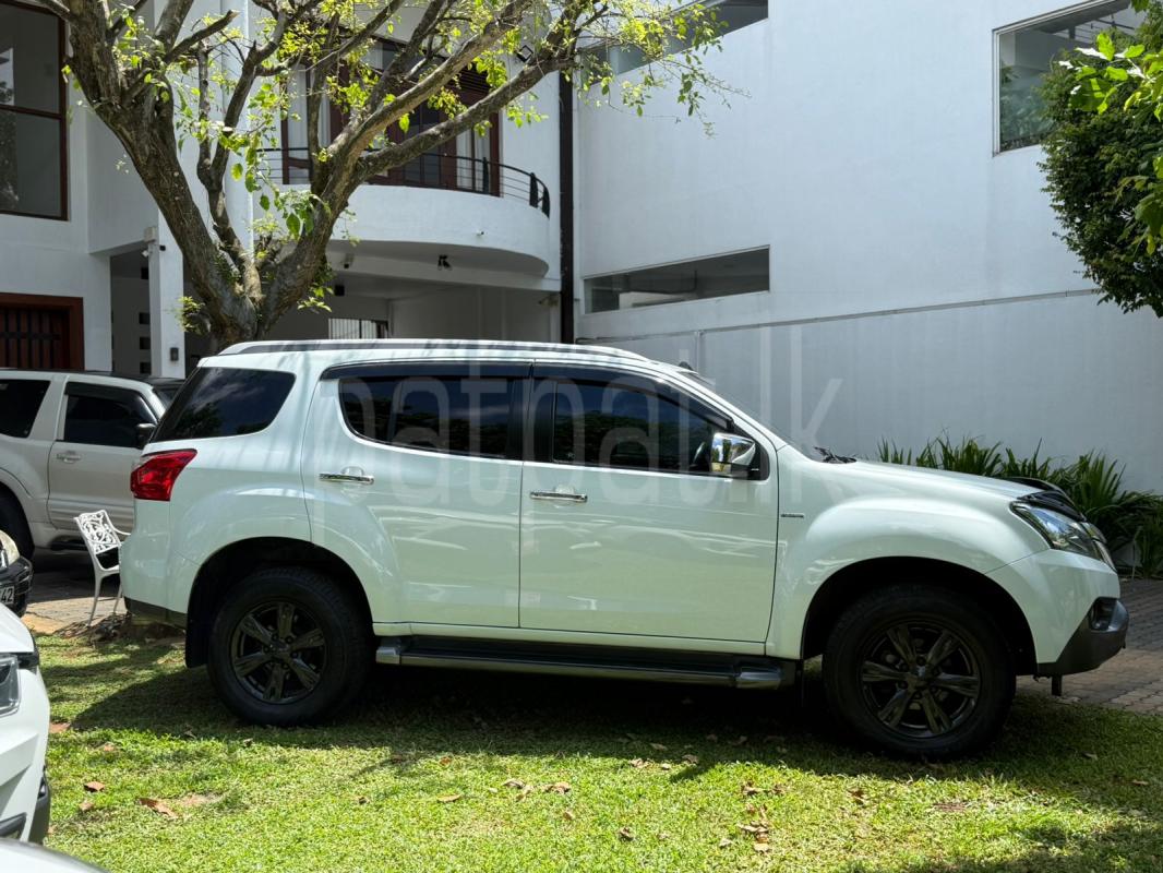 Advertisement image 2