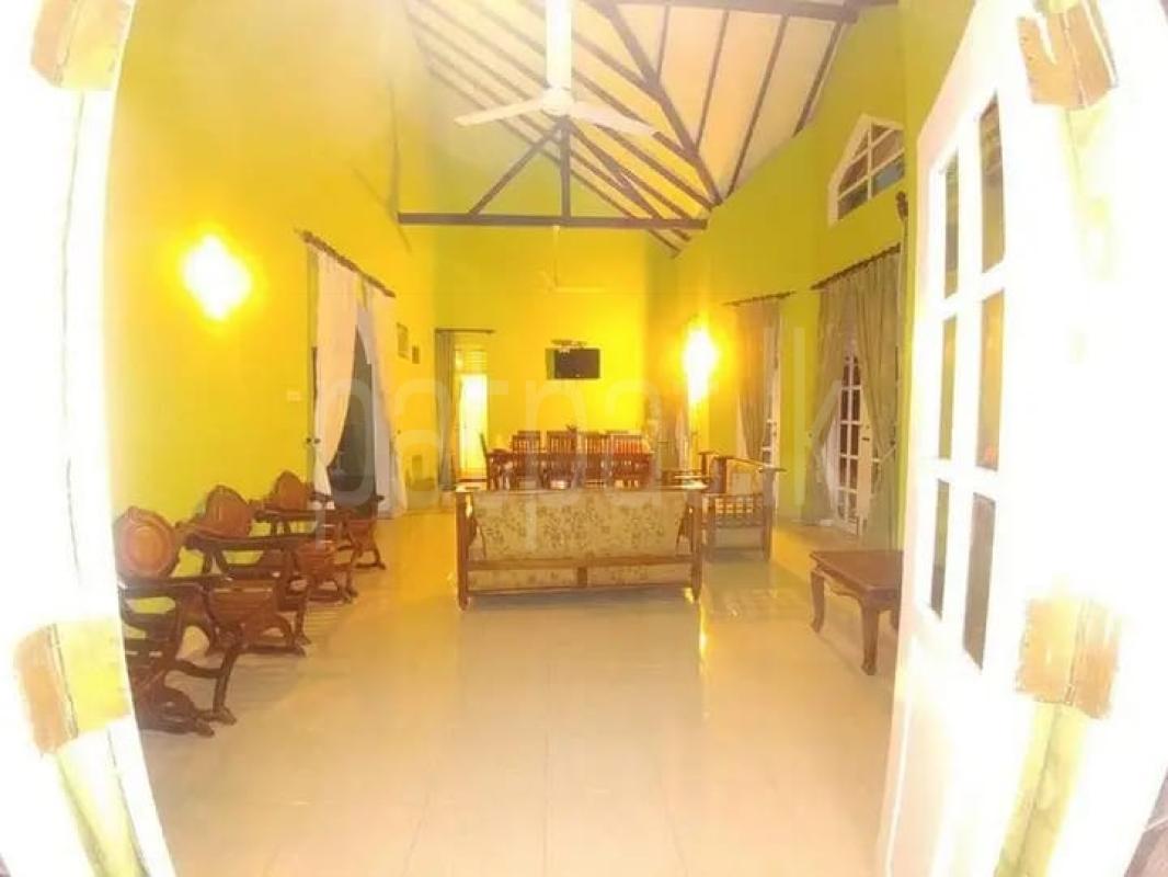 Hotel for Sale in Kataragama