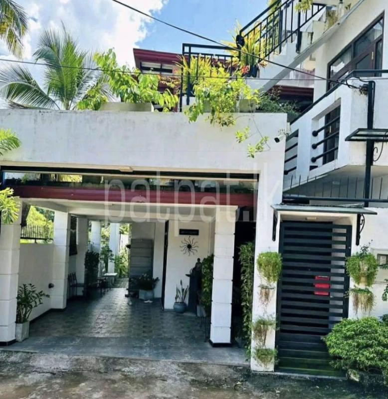 House for Sale in Talawatugoda