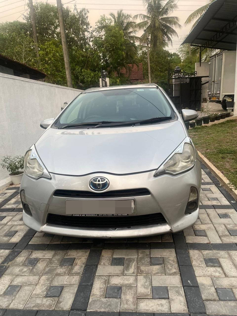 Toyota Aqua 2014 - භාවිතා කරන ලද කාර් sale in Sri Lanka - patpat.lk