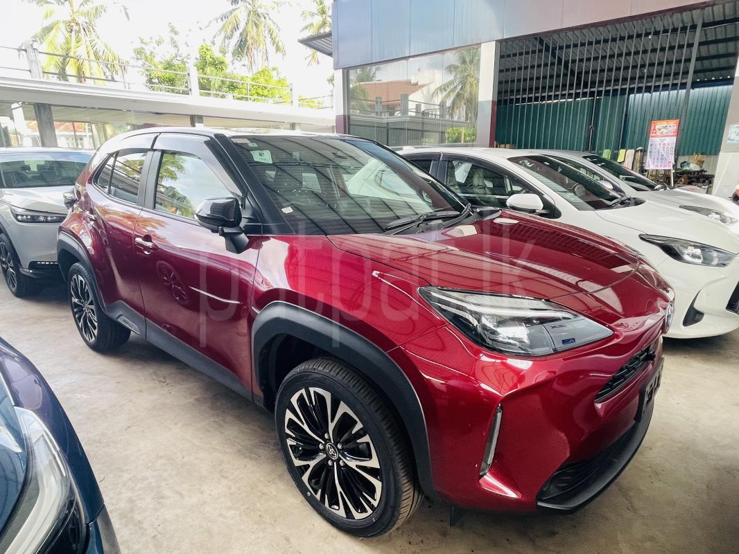 Toyota Yaris Cross 2024 - නැවත සකස් කල SUV රථය sale in Sri Lanka - patpat.lk