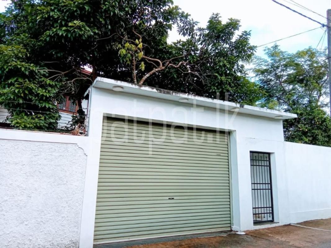 Advertisement image 1