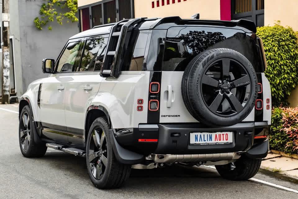 Land Rover Defender 2026 - சான்றளிக்கப்பட்டது SUV sale in Sri Lanka - patpat.lk