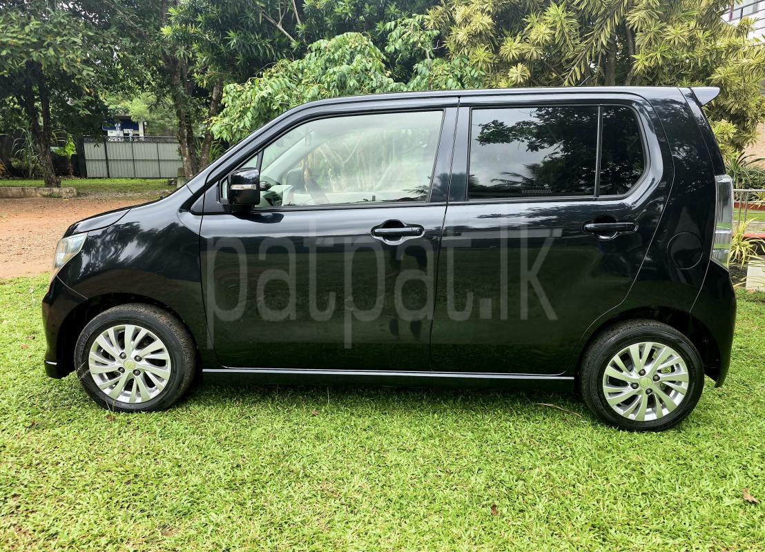 Suzuki Wagon R 2014 - பயன்படுத்தப்பட்டது கார் sale in Sri Lanka - patpat.lk