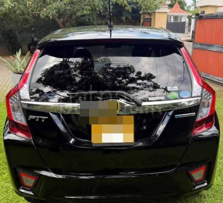 Honda Fit 2013 - பயன்படுத்தப்பட்டது கார் sale in Sri Lanka - patpat.lk