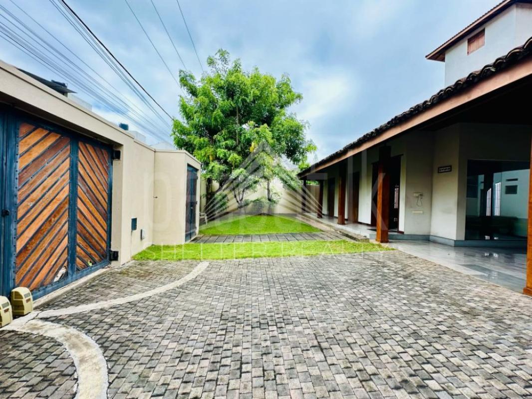 House for Sale in Nugegoda ads-image-1