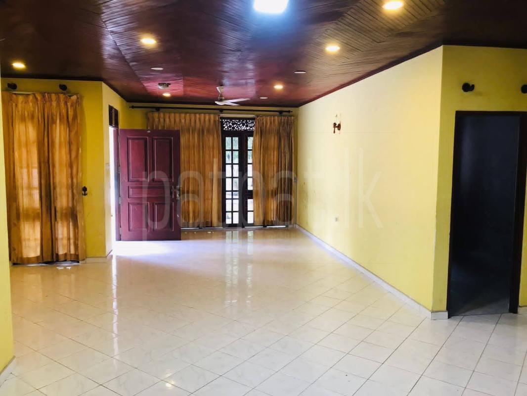 House for Sale in Nittambuwa