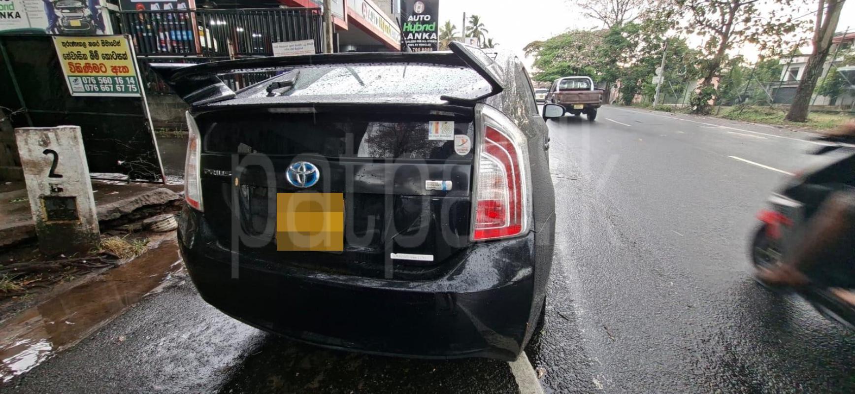Toyota Prius 2010 - Used Car sale in Sri Lanka - patpat.lk