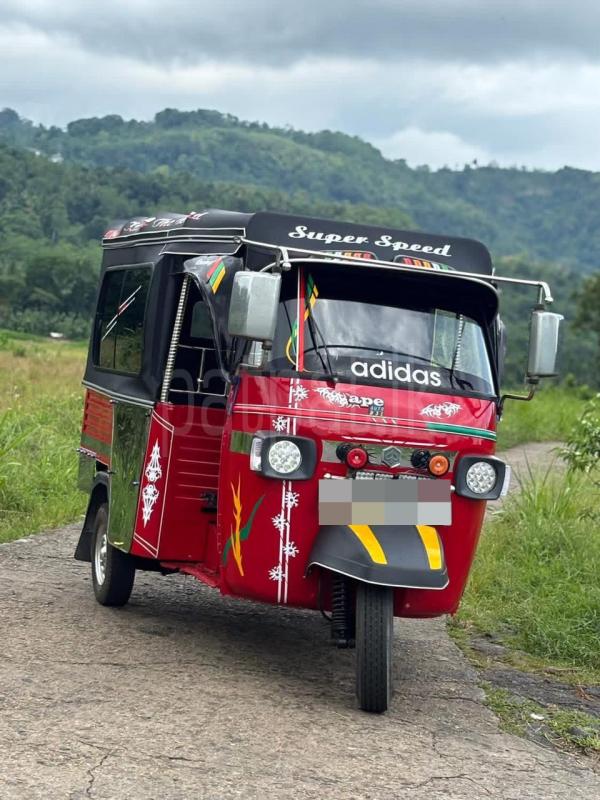 Piaggio Three Wheel 2010 - பயன்படுத்தப்பட்டது முச்சக்கர வண்டி sale in Sri Lanka - patpat.lk